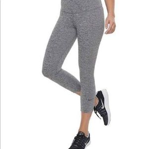 Nike cropped leggings